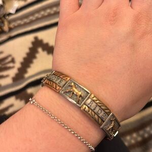 Stretch horse bracelet